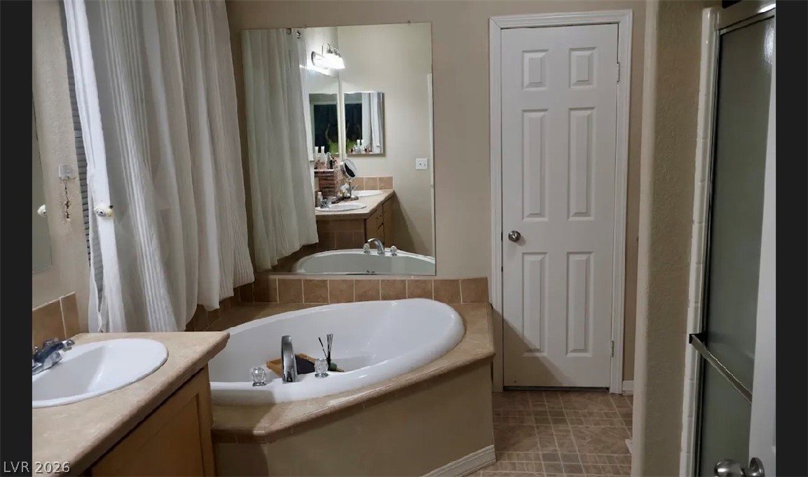 4964 Vista Flora Way Property Photo 10