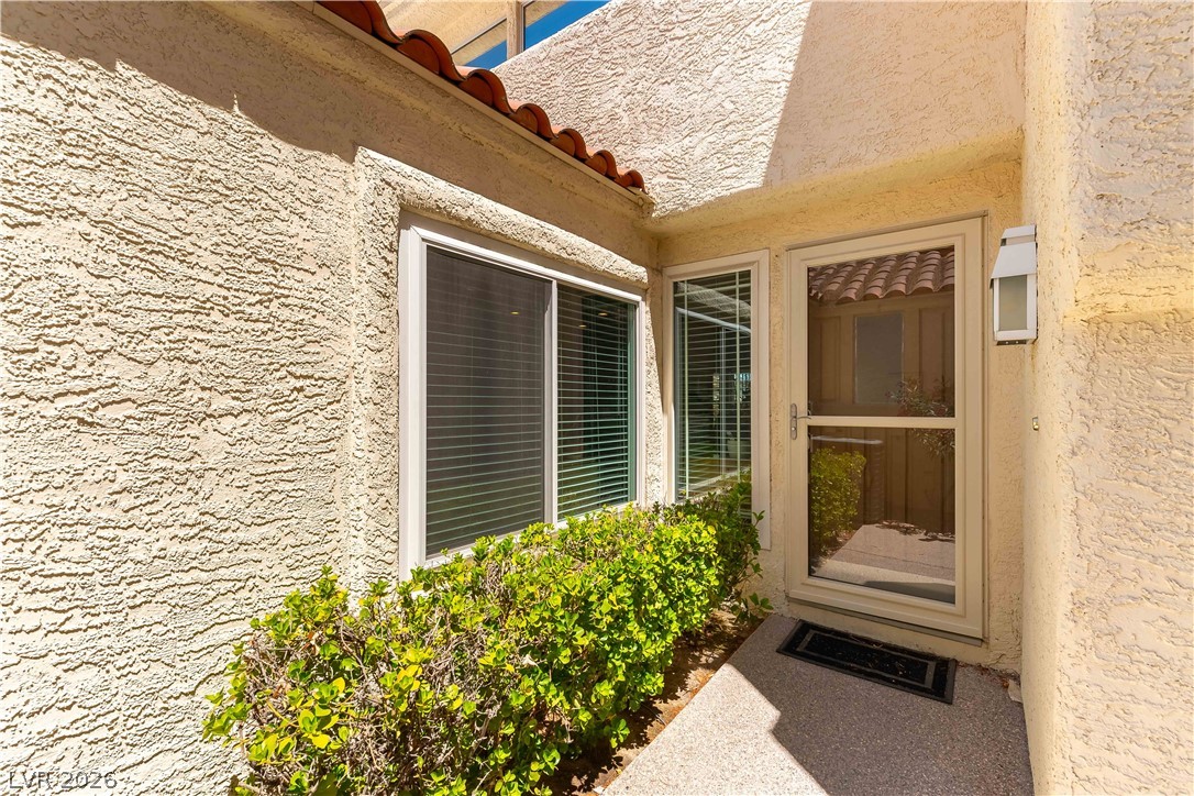 6956 Emerald Springs Lane Property Photo 2