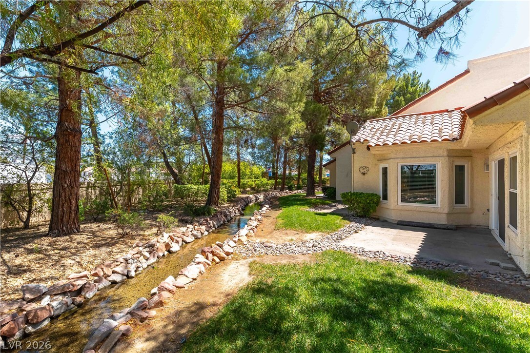 6956 Emerald Springs Lane Property Photo 23