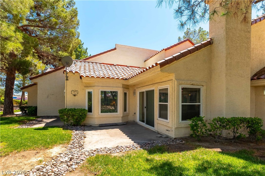 6956 Emerald Springs Lane Property Photo 25