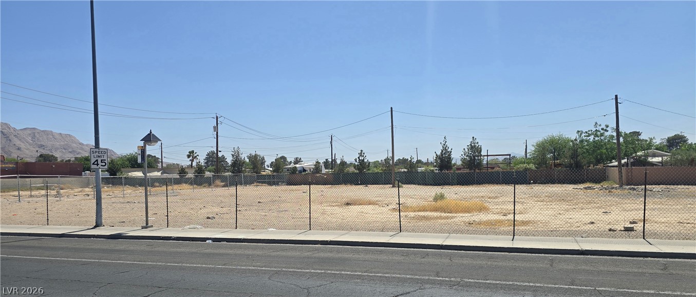 Christy & Lake Mead Property Photo 10
