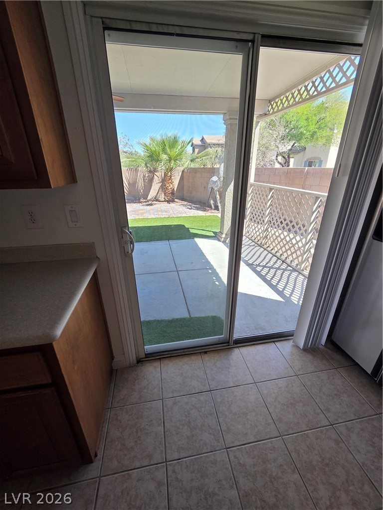 2212 Spartan View Court Property Photo 19