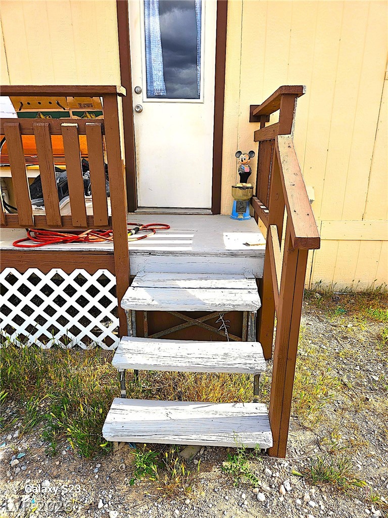 550 Alaska Way Property Photo 6