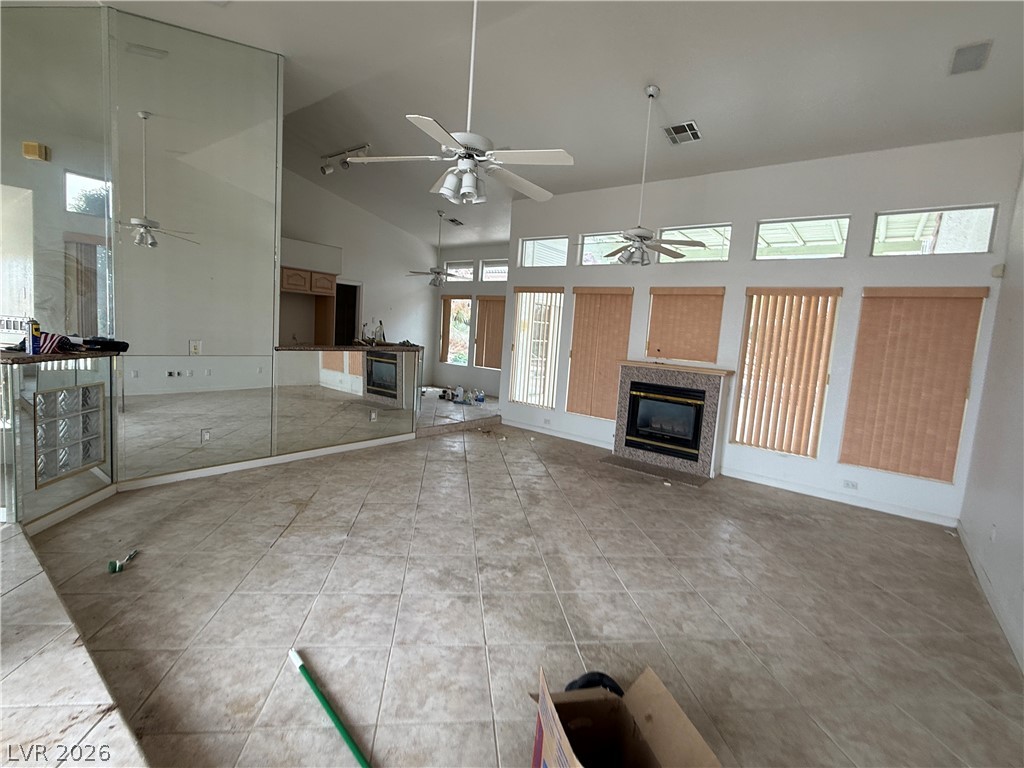 841 Lime Rock Road Property Photo 2