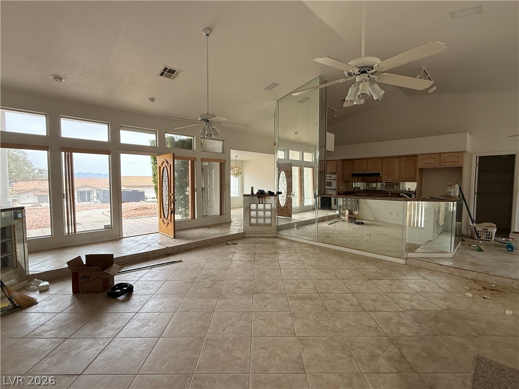 841 Lime Rock Road Property Photo 4