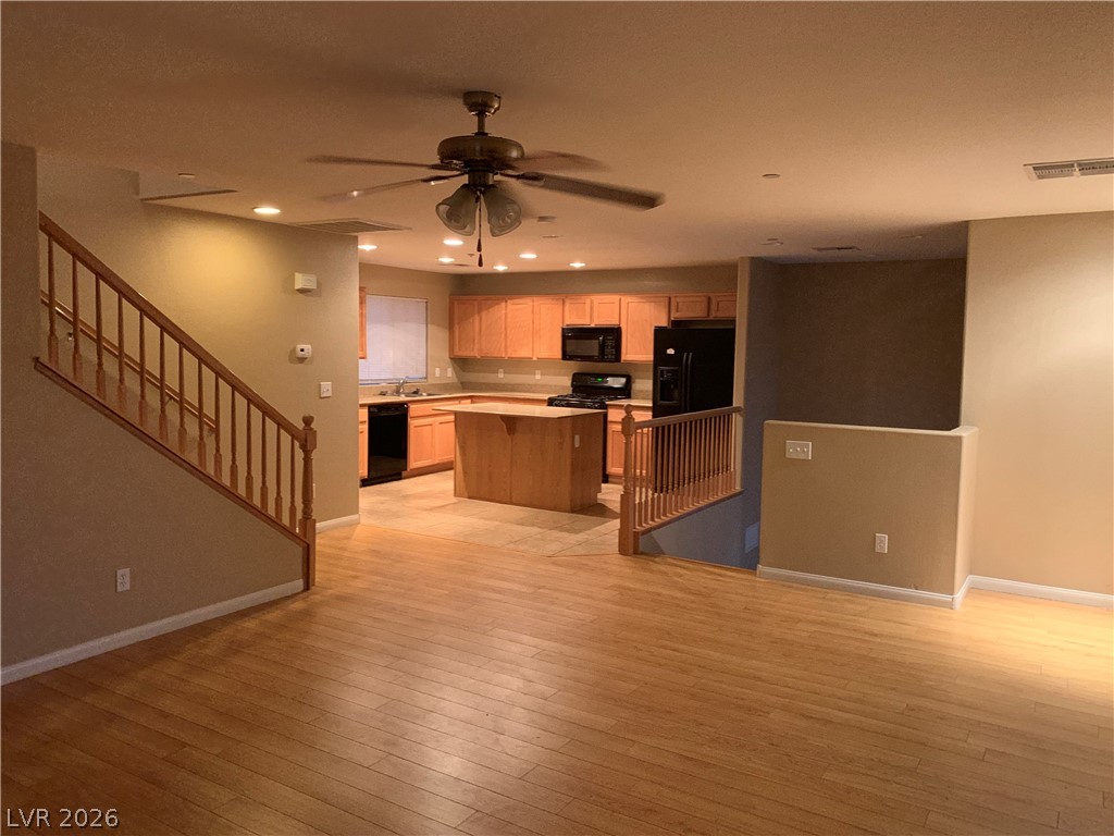 8932 Jamie Lee Avenue Property Photo 4