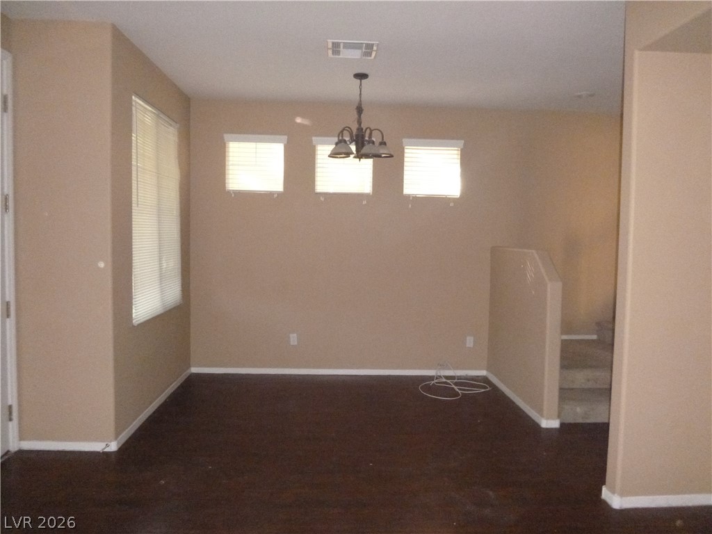 5725 Mount Ida Street Property Photo 3