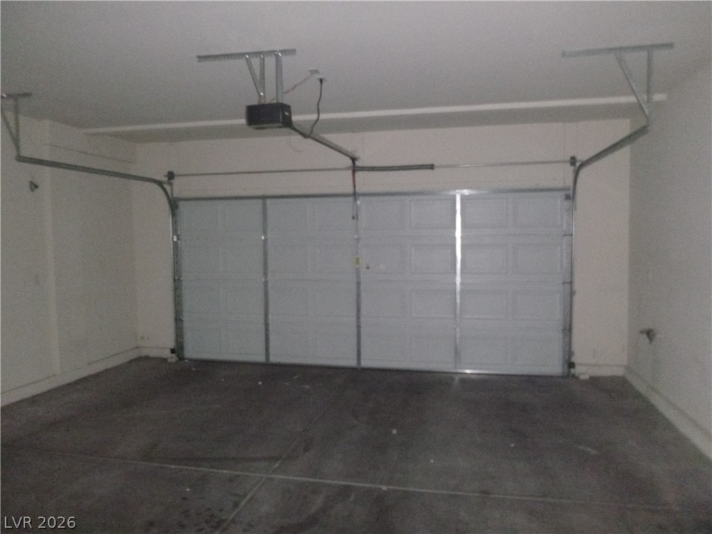 5725 Mount Ida Street Property Photo 6