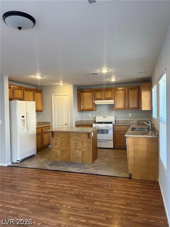 7320 Camden Pine Avenue Property Photo 3