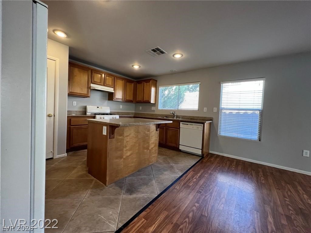 7320 Camden Pine Avenue Property Photo 31