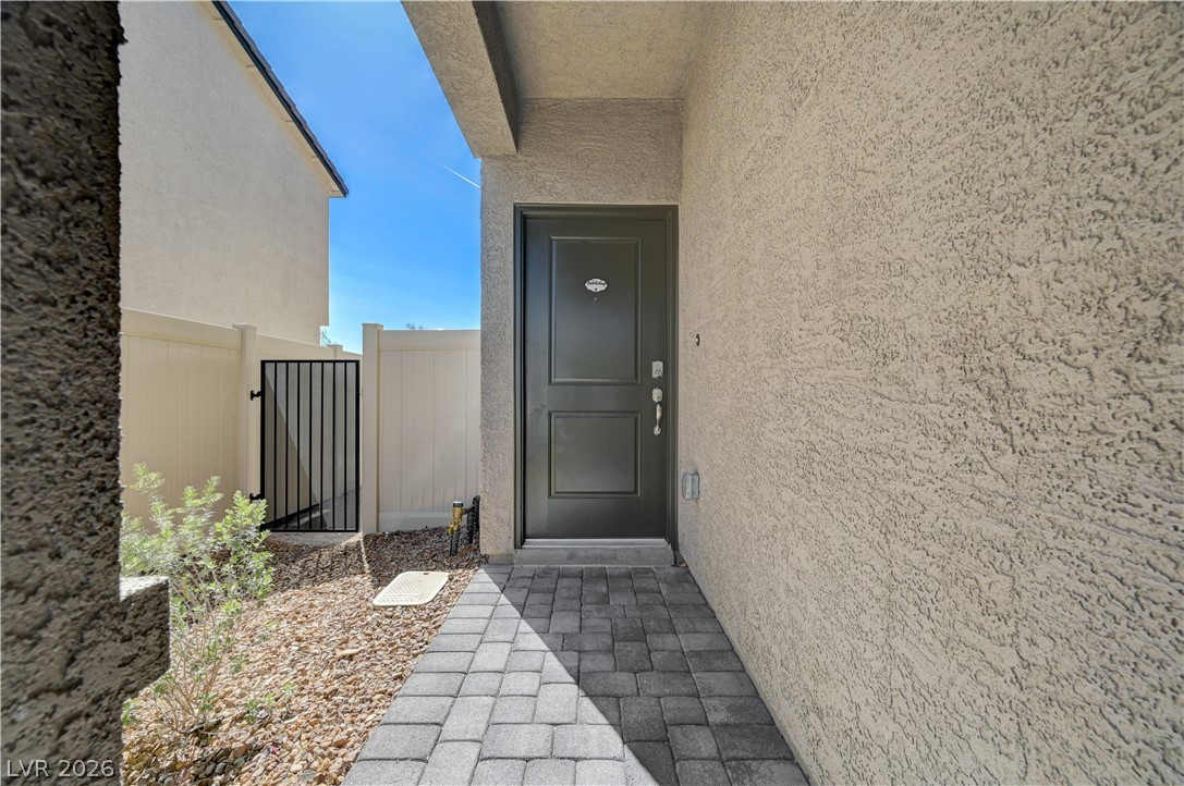 6545 Cinnamon Hazelnut Street Property Photo 5
