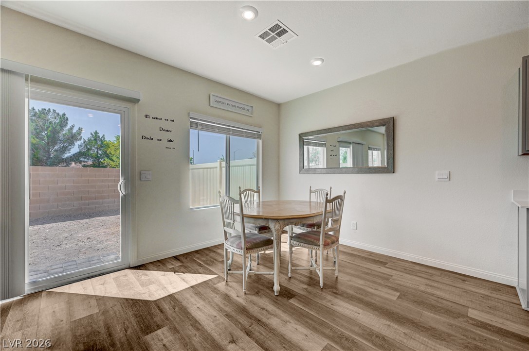 6545 Cinnamon Hazelnut Street Property Photo 13