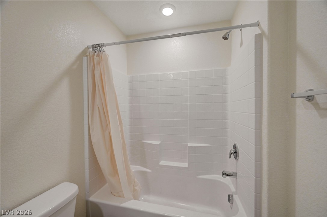 6545 Cinnamon Hazelnut Street Property Photo 39
