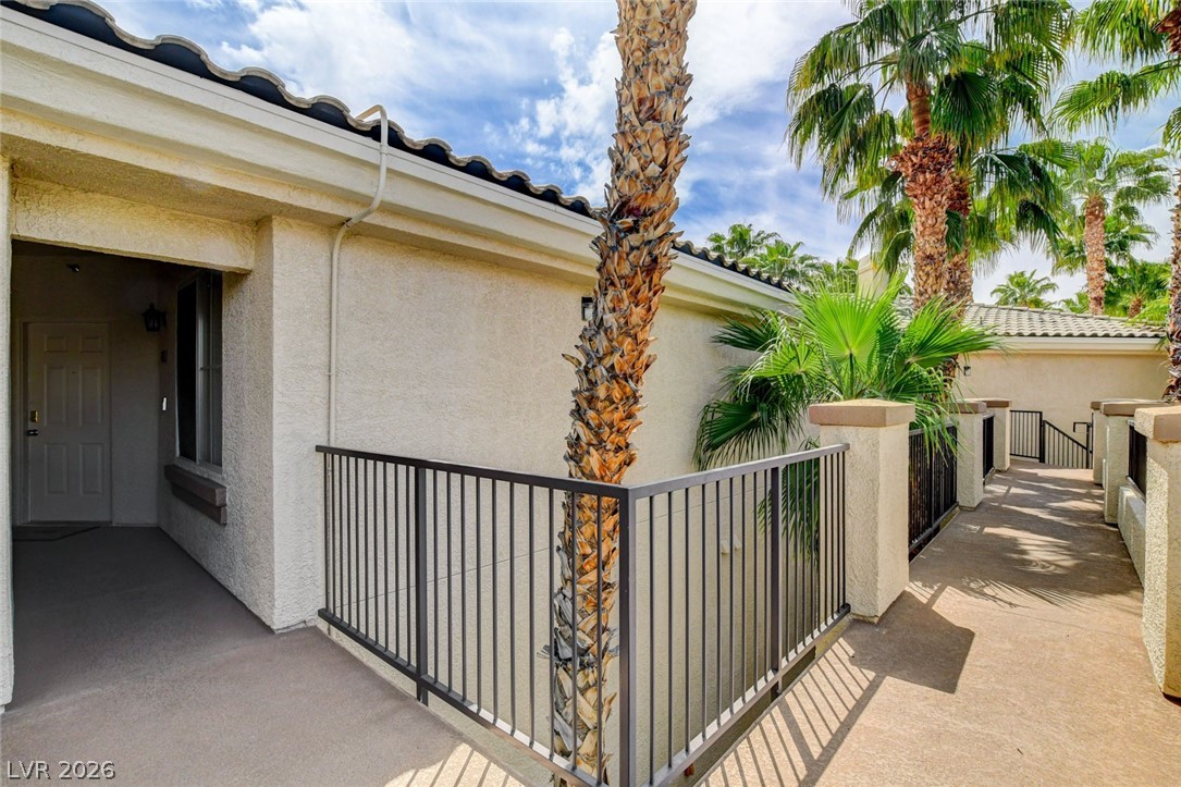 7143 South Durango Drive 307 Property Photo 4