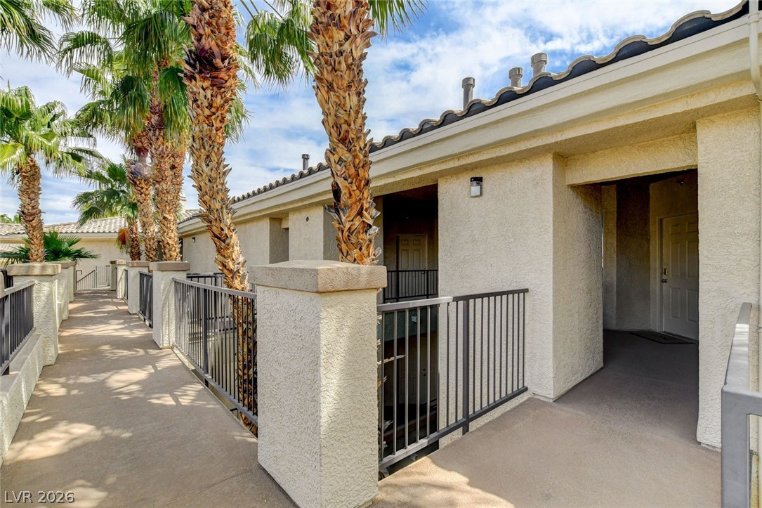7143 South Durango Drive 307 Property Photo 5