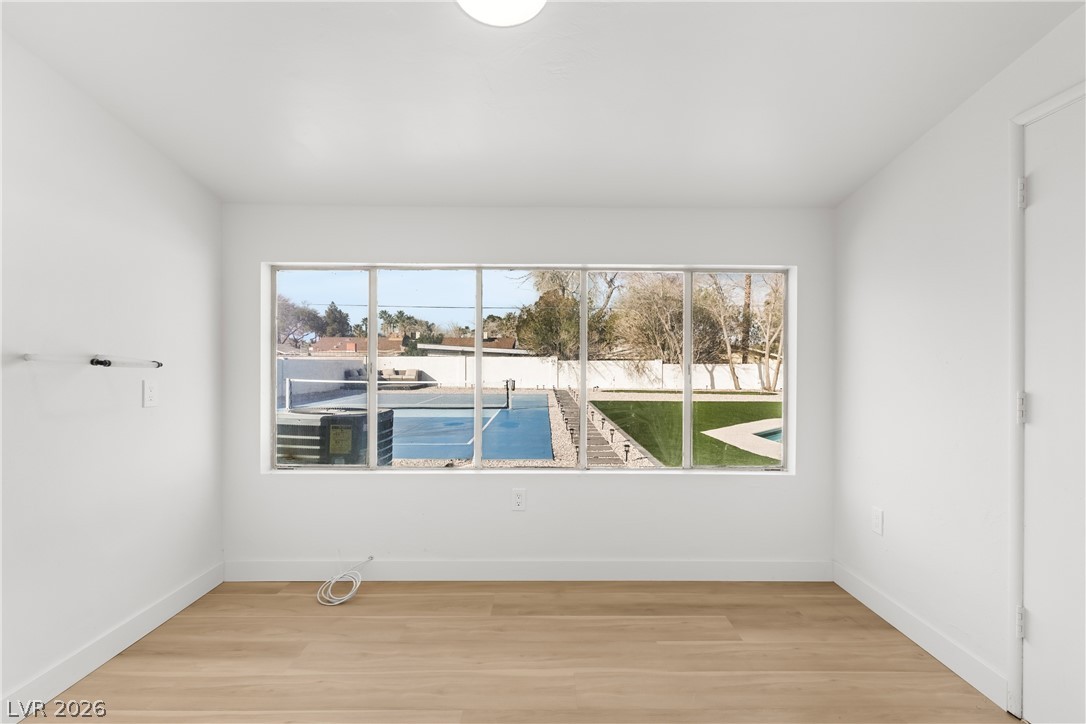 2106 West Oakey Boulevard Property Photo 17