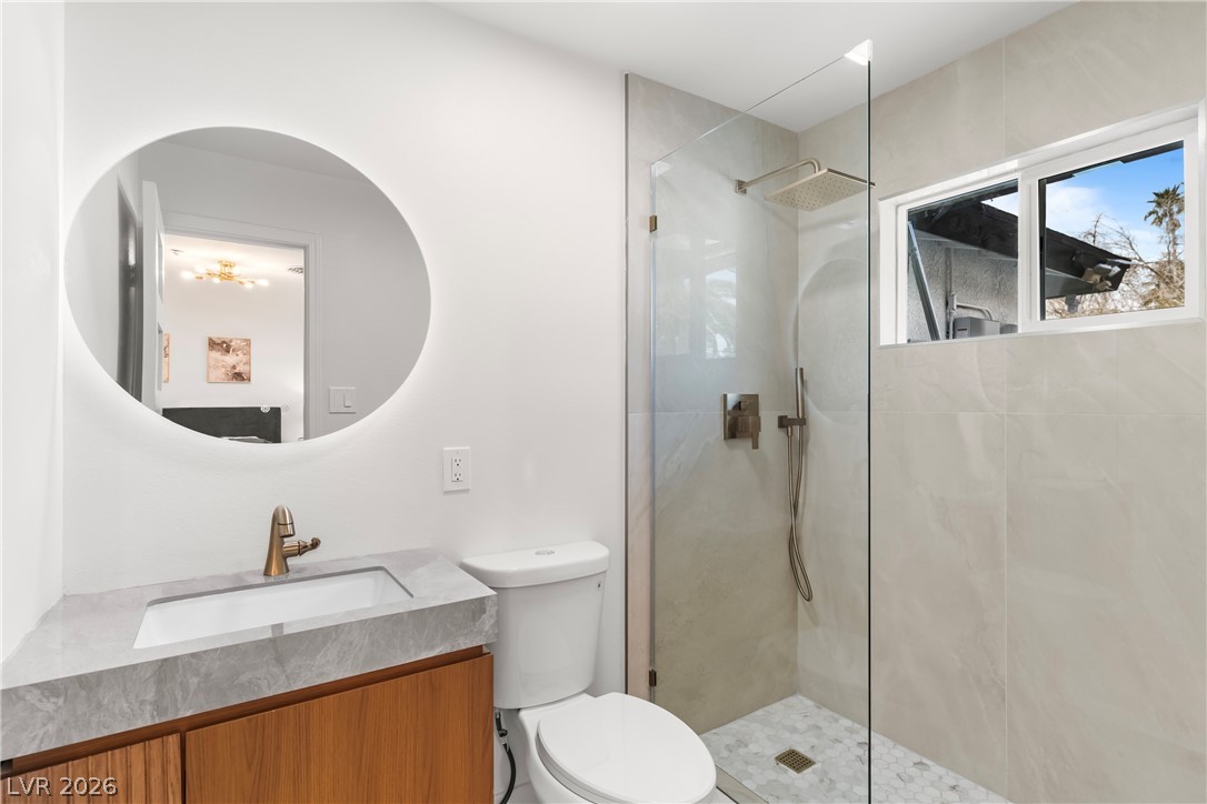 2106 West Oakey Boulevard Property Photo 43