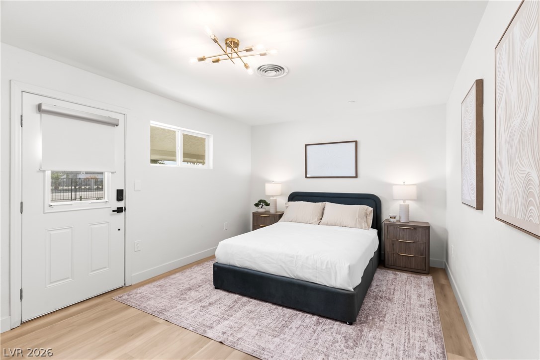 2106 West Oakey Boulevard Property Photo 45