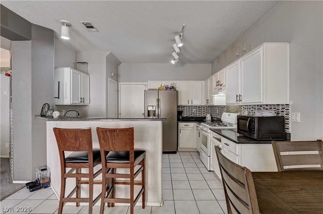 2518 Lord Orville Court Property Photo 4