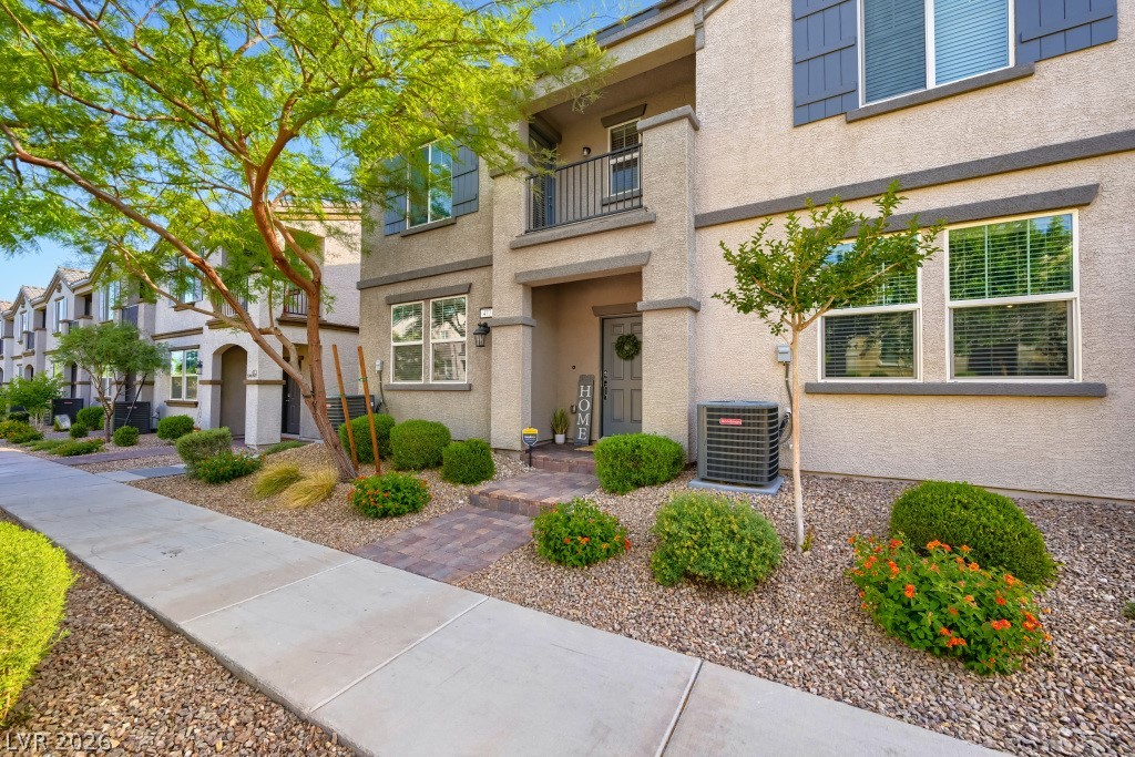 477 Ylang Place Property Photo 1