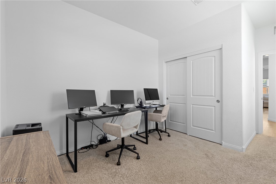 409 Desert Cadence Street Property Photo 10