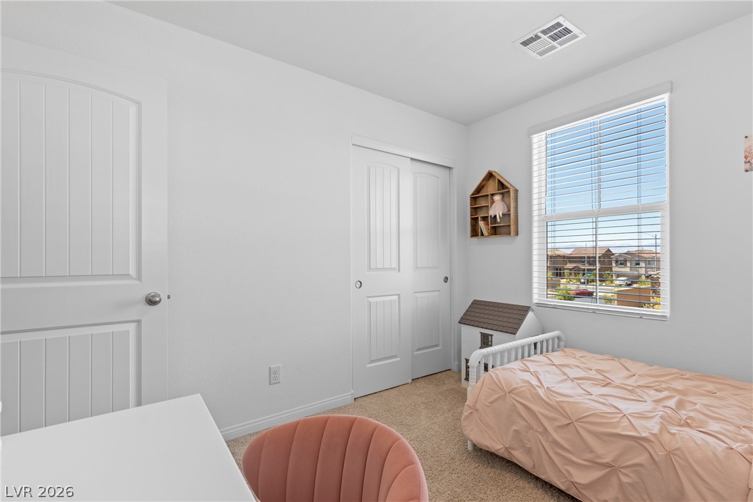 409 Desert Cadence Street Property Photo 13