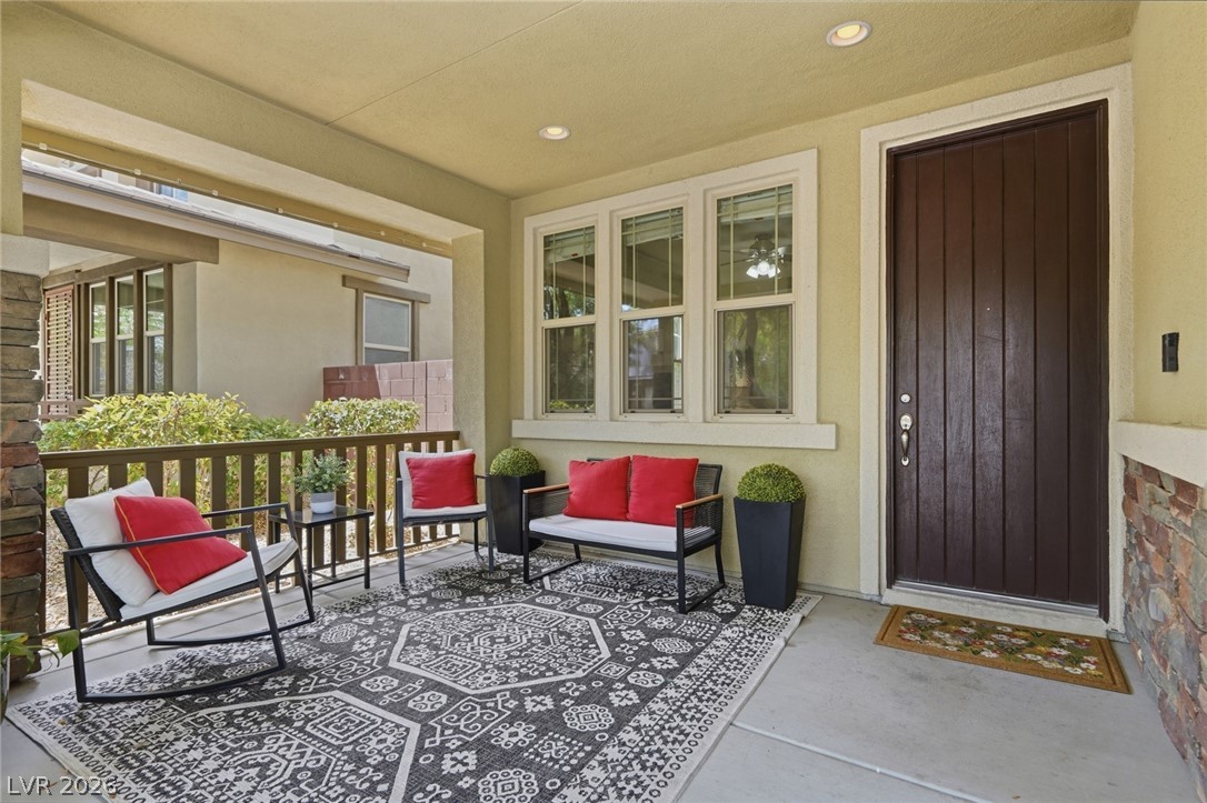 10558 Harvest Green Way Property Photo 4