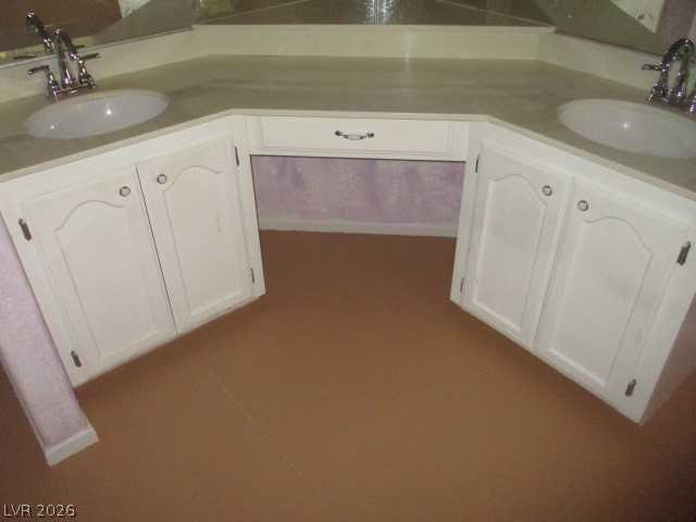 3080 West Hardy Lane Property Photo 12