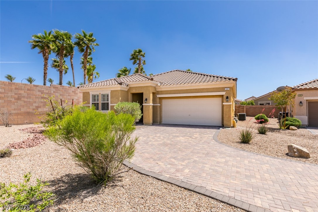597 Via Paladini Property Photo 2