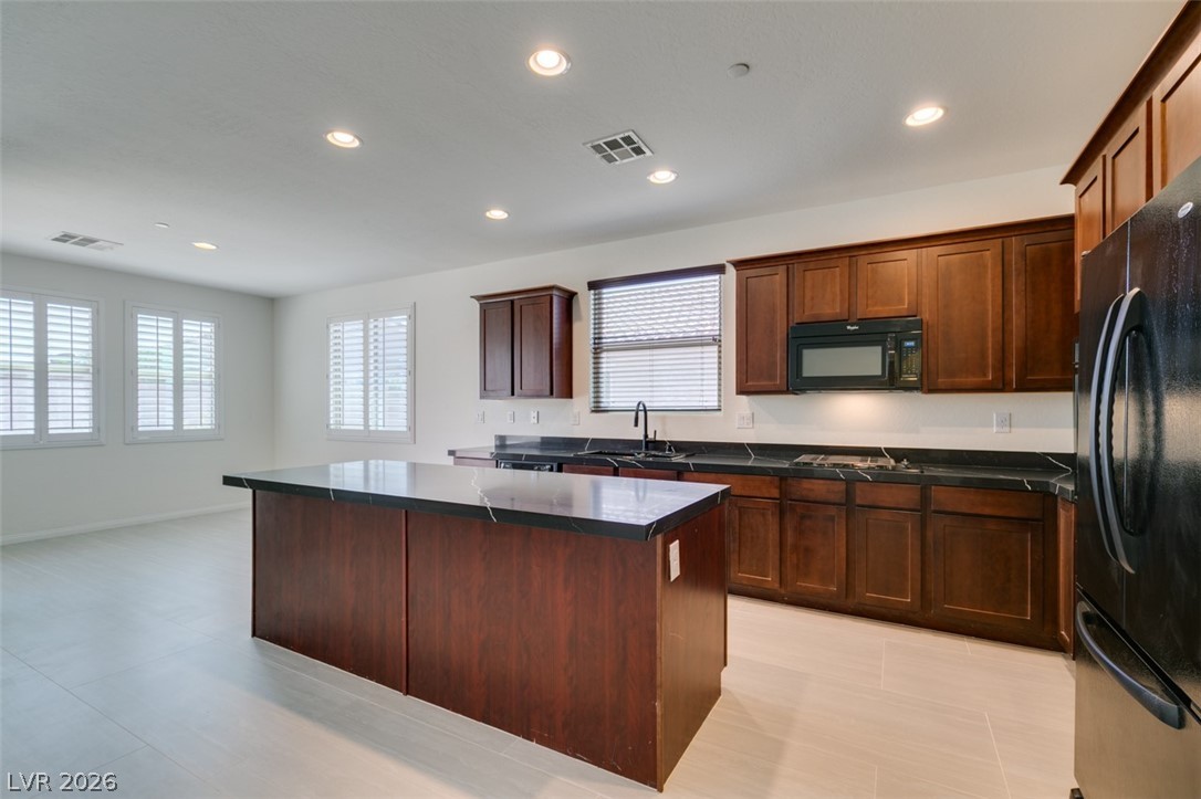 597 Via Paladini Property Photo 6