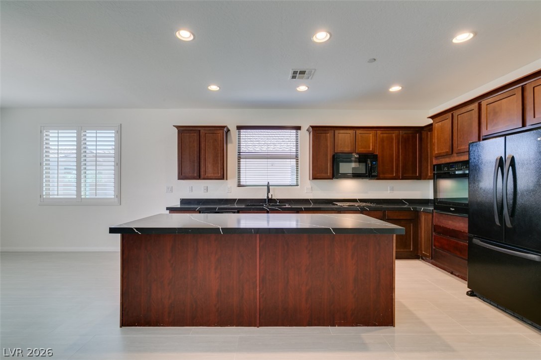 597 Via Paladini Property Photo 11