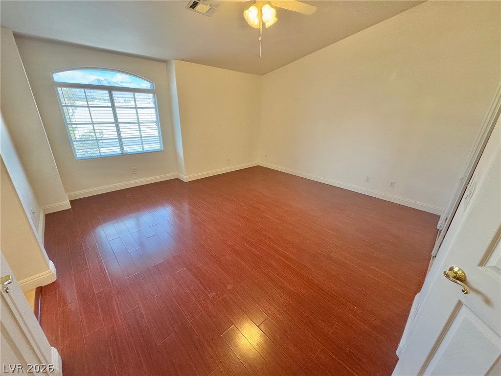 1249 Nevada Sky Street Property Photo 12