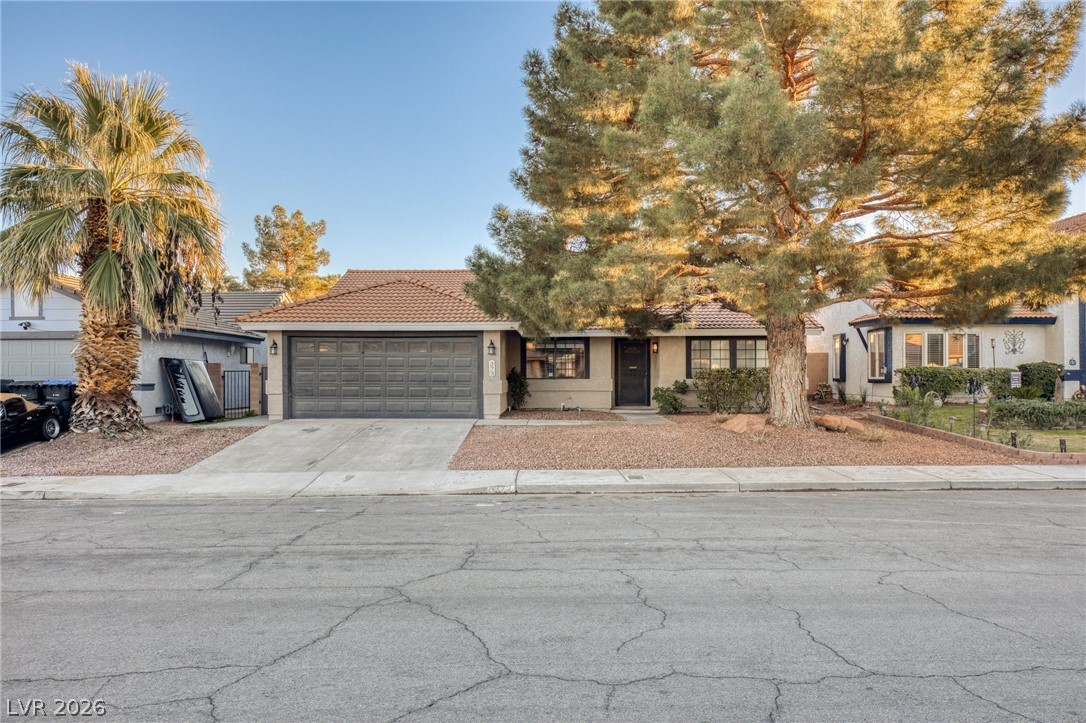 373 Santali Court Property Photo 29