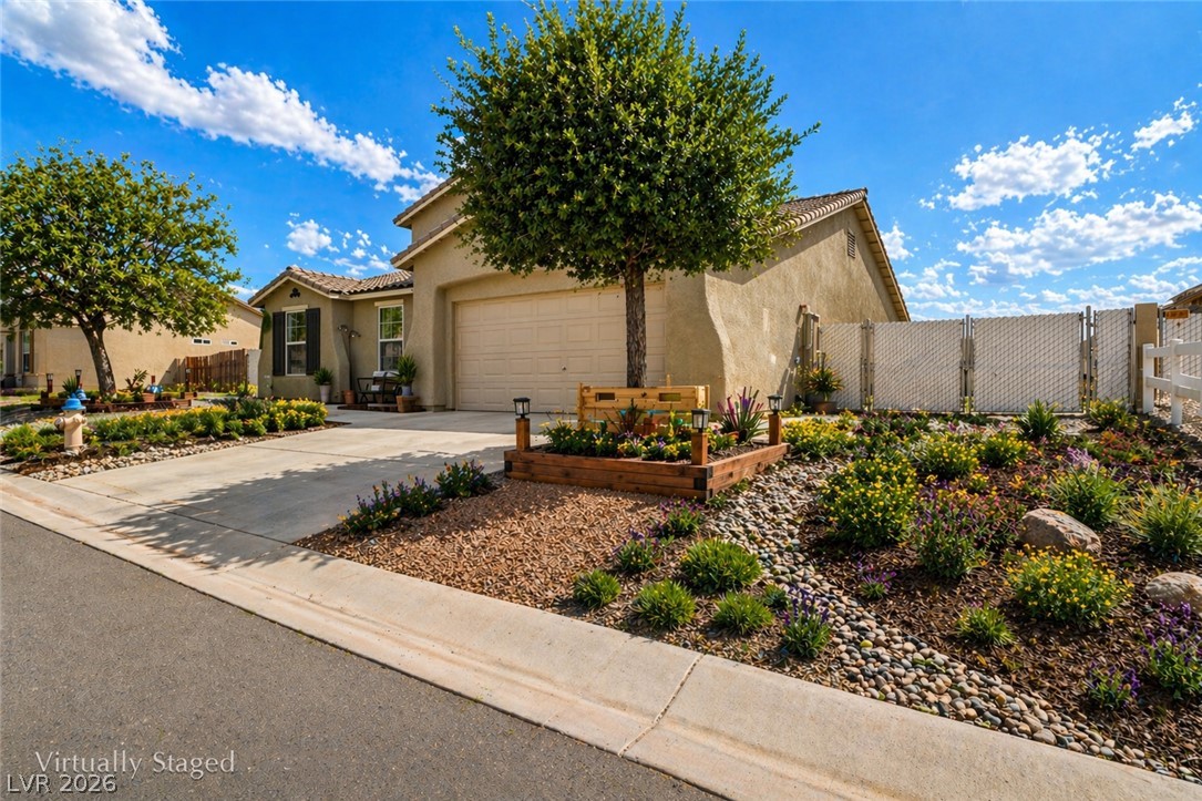 529 Lampshire Lane Property Photo 4