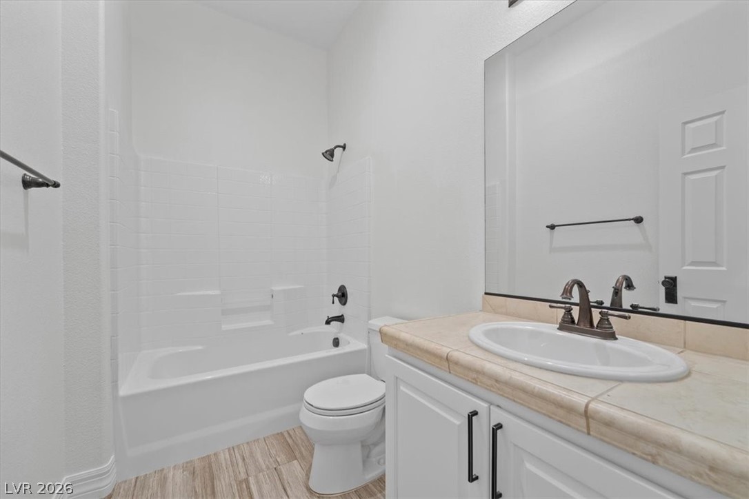 1007 Via Calderia Place Property Photo 26