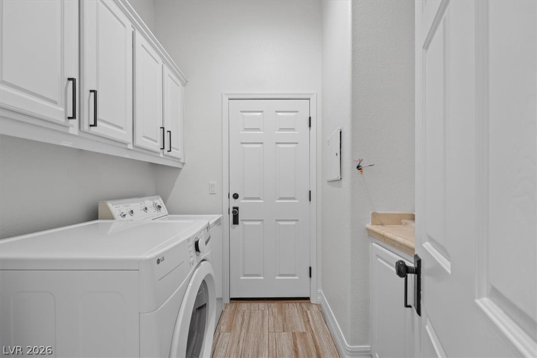 1007 Via Calderia Place Property Photo 27