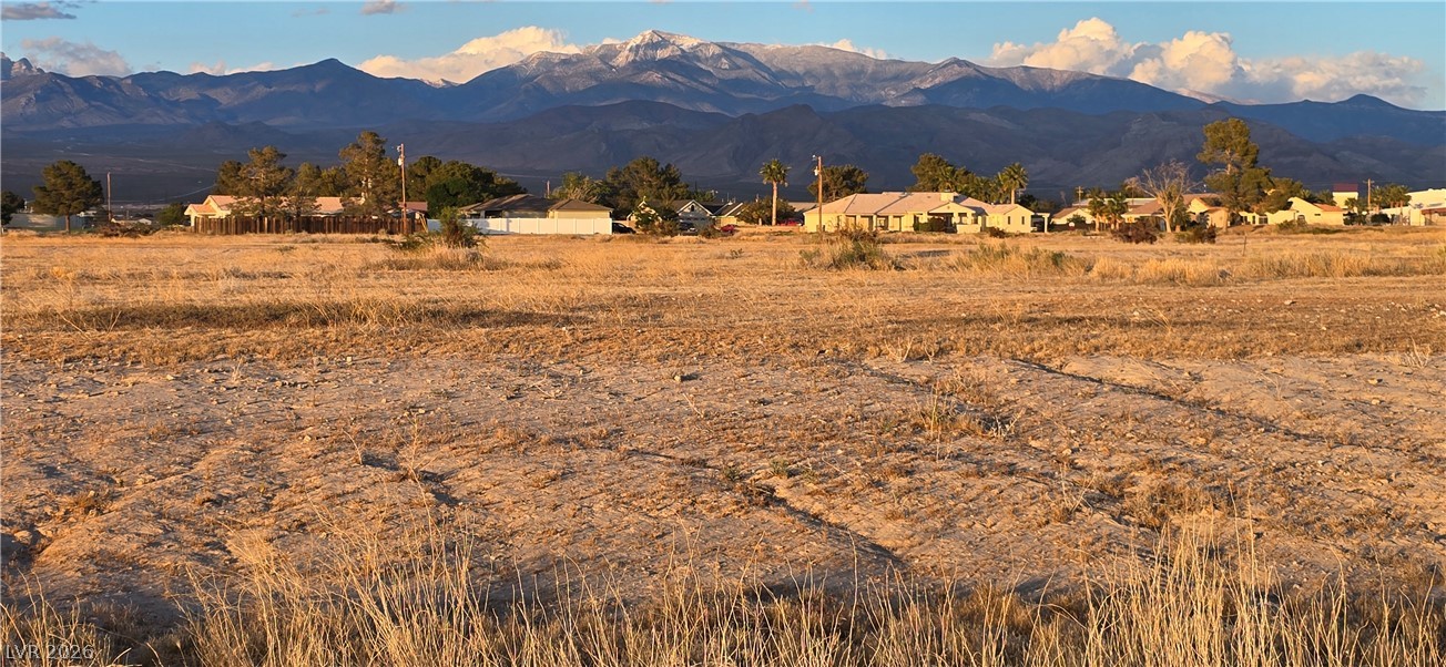 1991 South Valley View Circle Property Photo 1