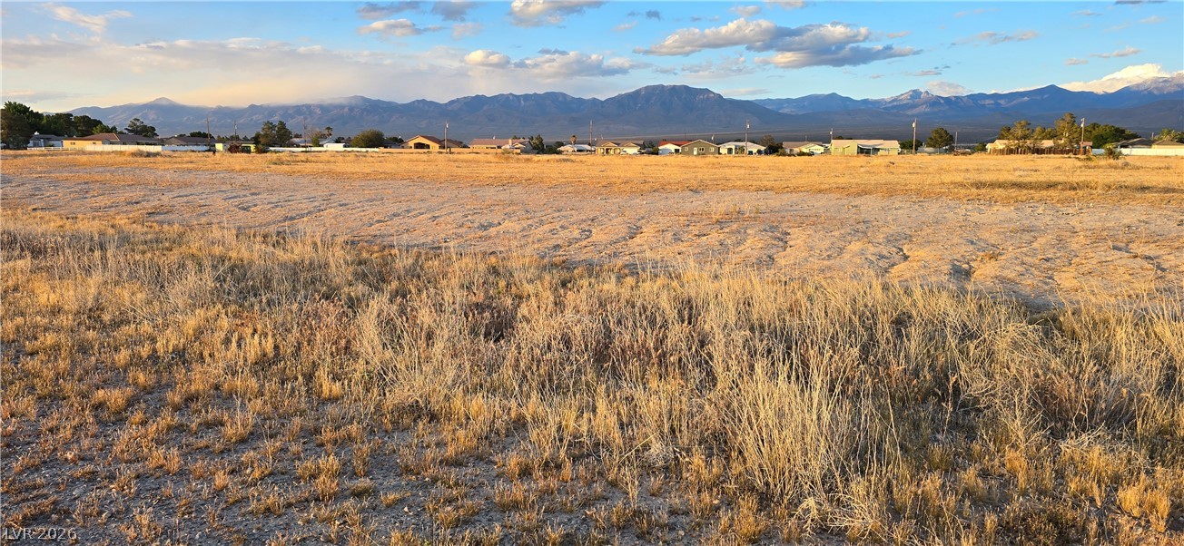 1991 South Valley View Circle Property Photo 5