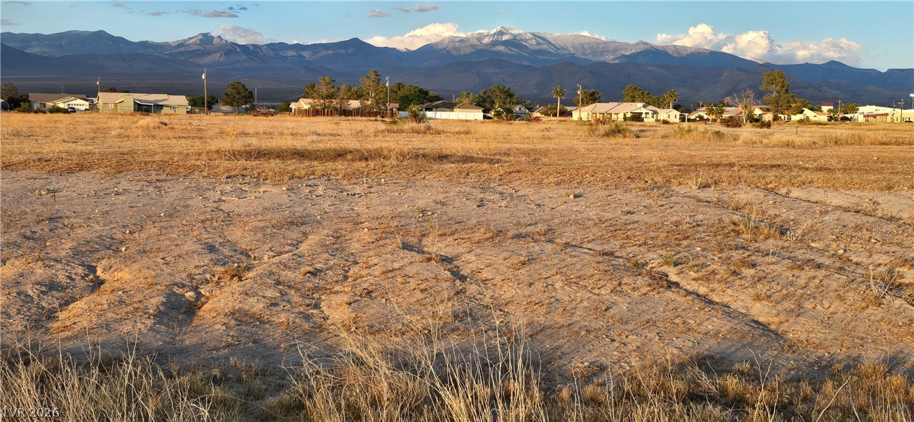 1991 South Valley View Circle Property Photo 6