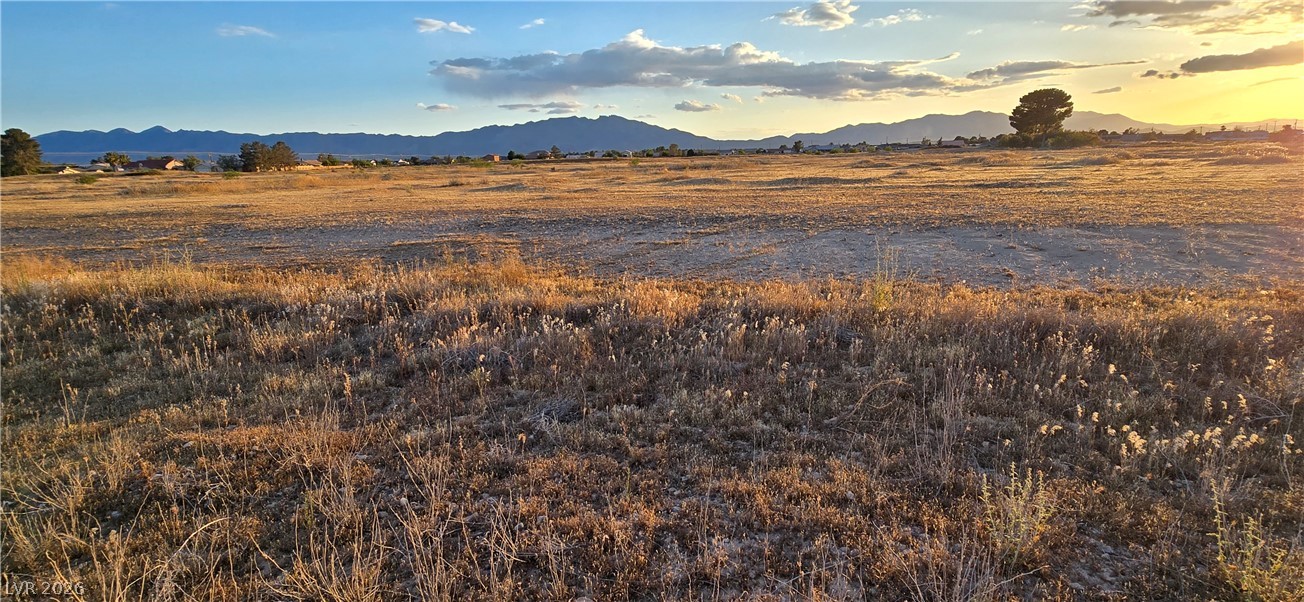 1991 South Valley View Circle Property Photo 11