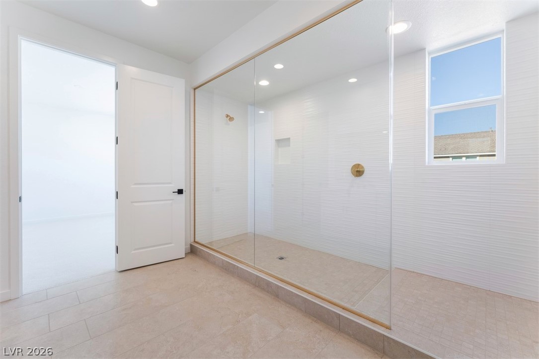 5912 Topaz Ledge Court Property Photo 11