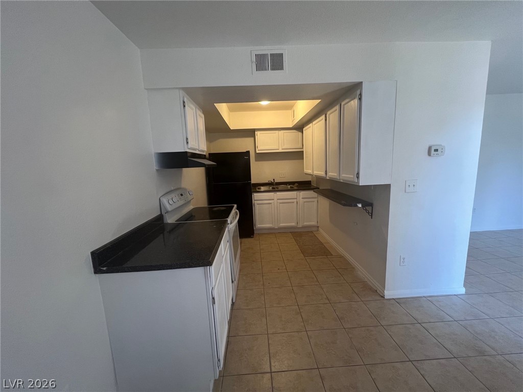 2781 Eldora Circle B Property Photo 7