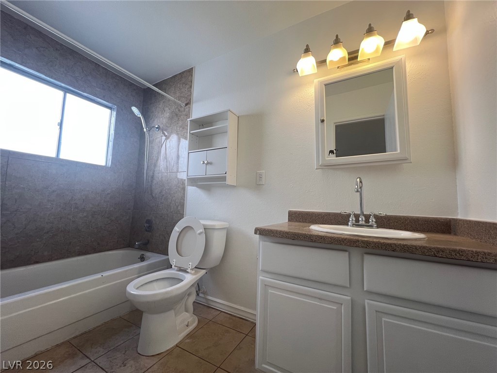 2781 Eldora Circle B Property Photo 8