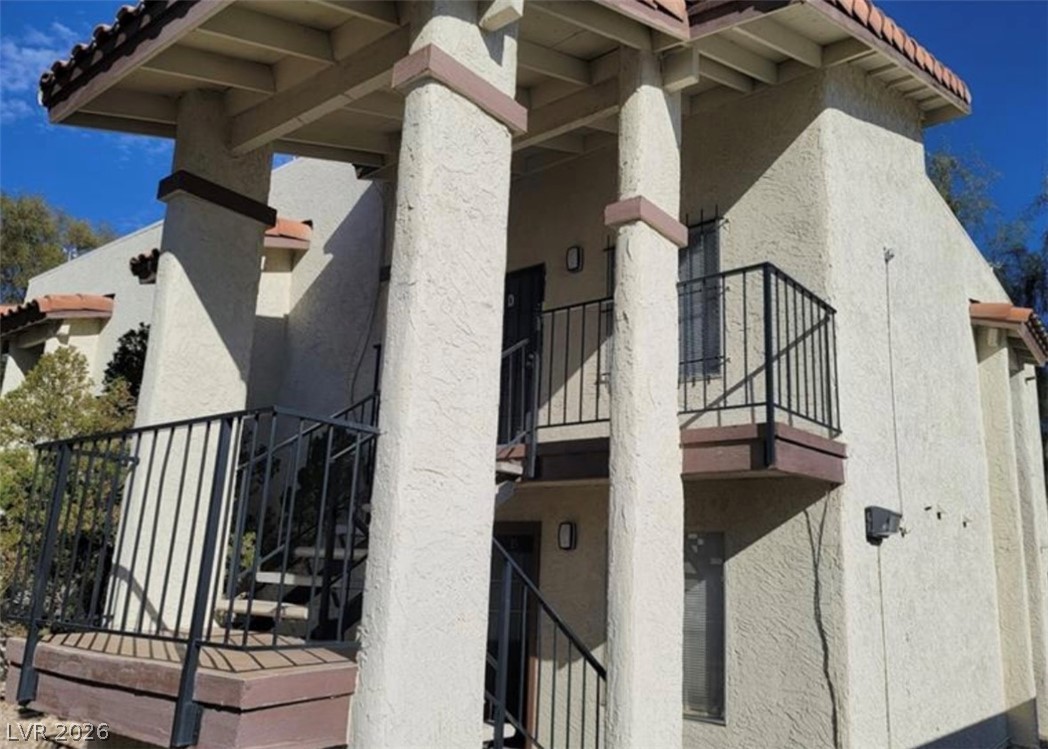 4451 Rich Drive D Property Photo 1
