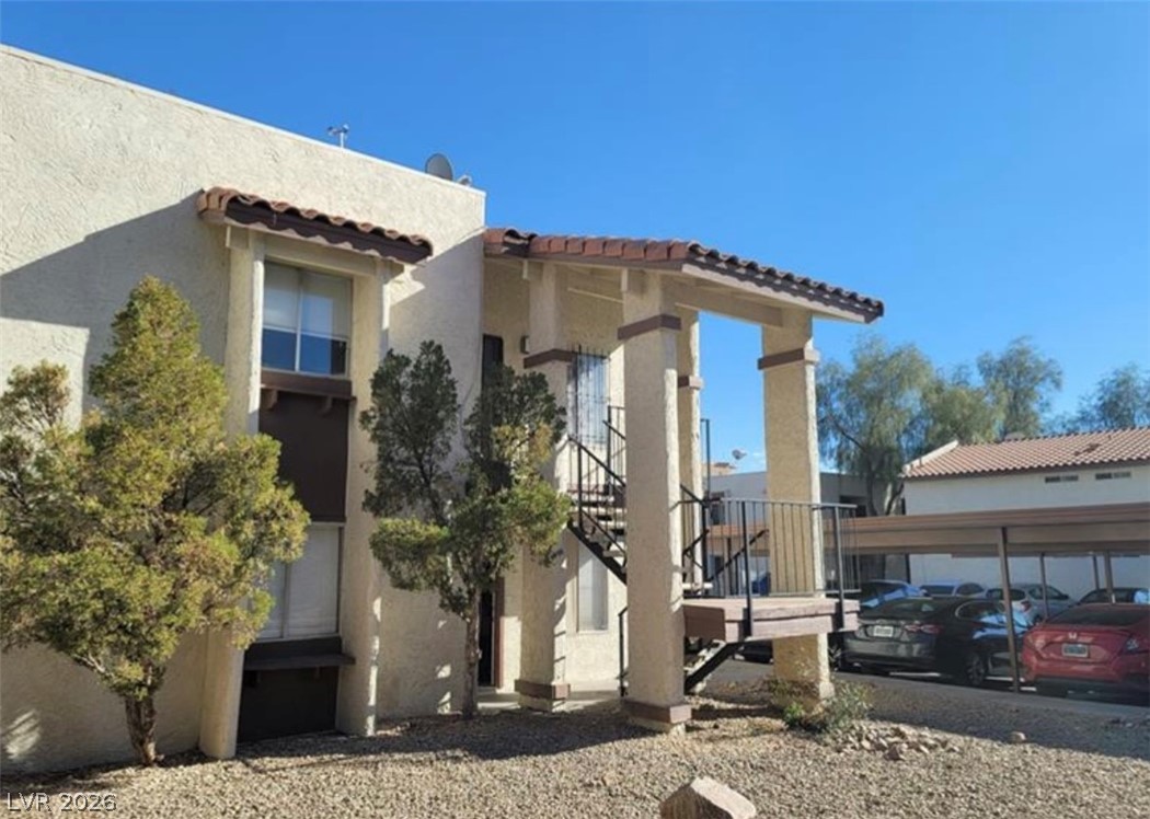 4451 Rich Drive D Property Photo 3