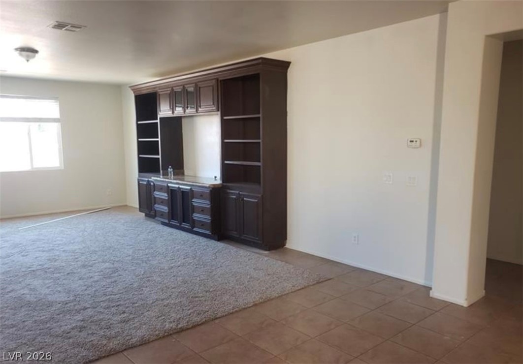 7112 Whitford Street Property Photo 6