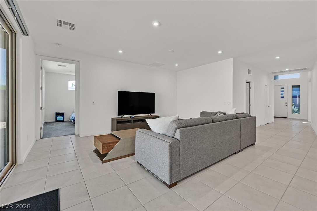 9715 Crisman Ridge Street Property Photo 4