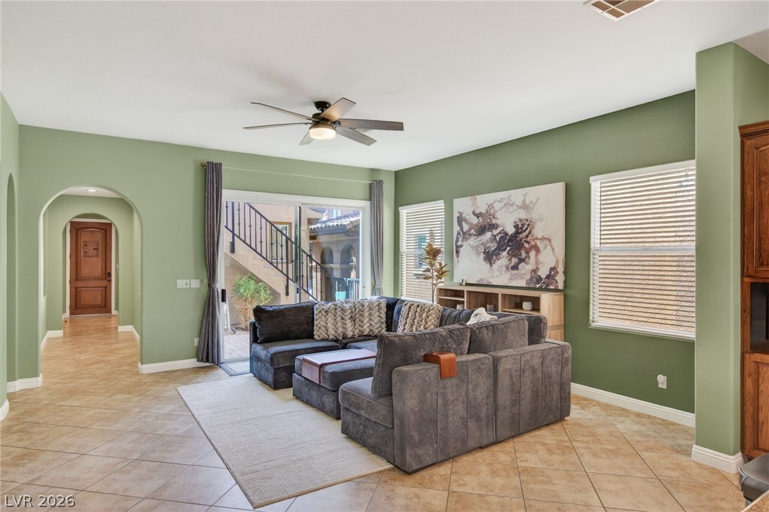 1020 Via Gallia Street Property Photo 4