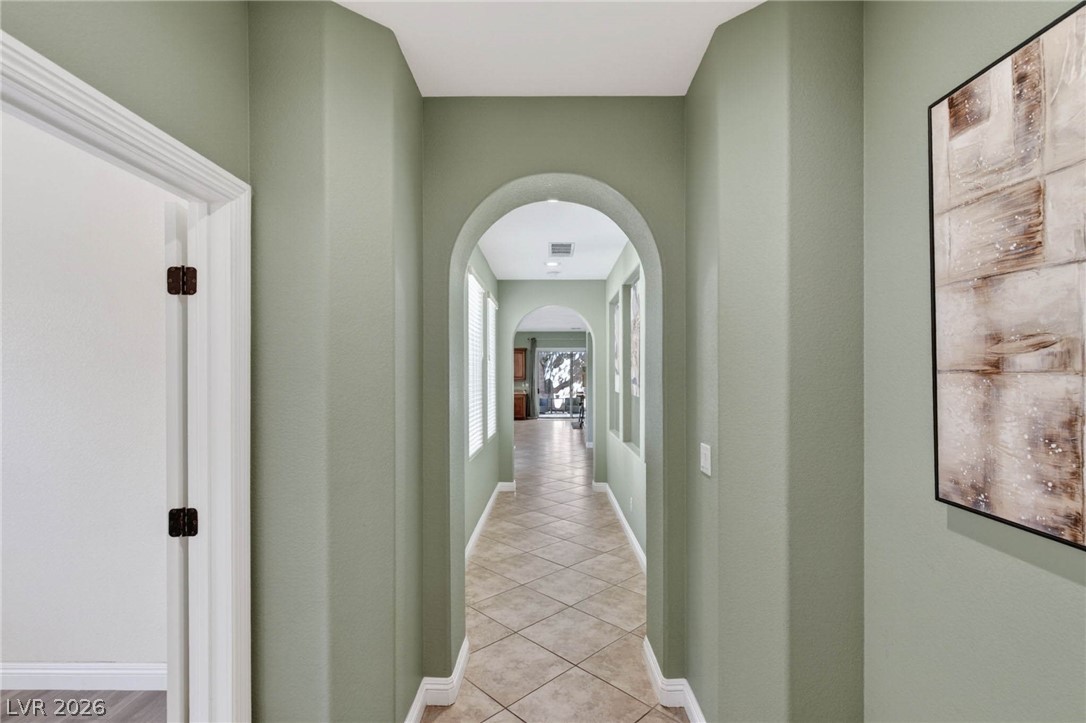 1020 Via Gallia Street Property Photo 24