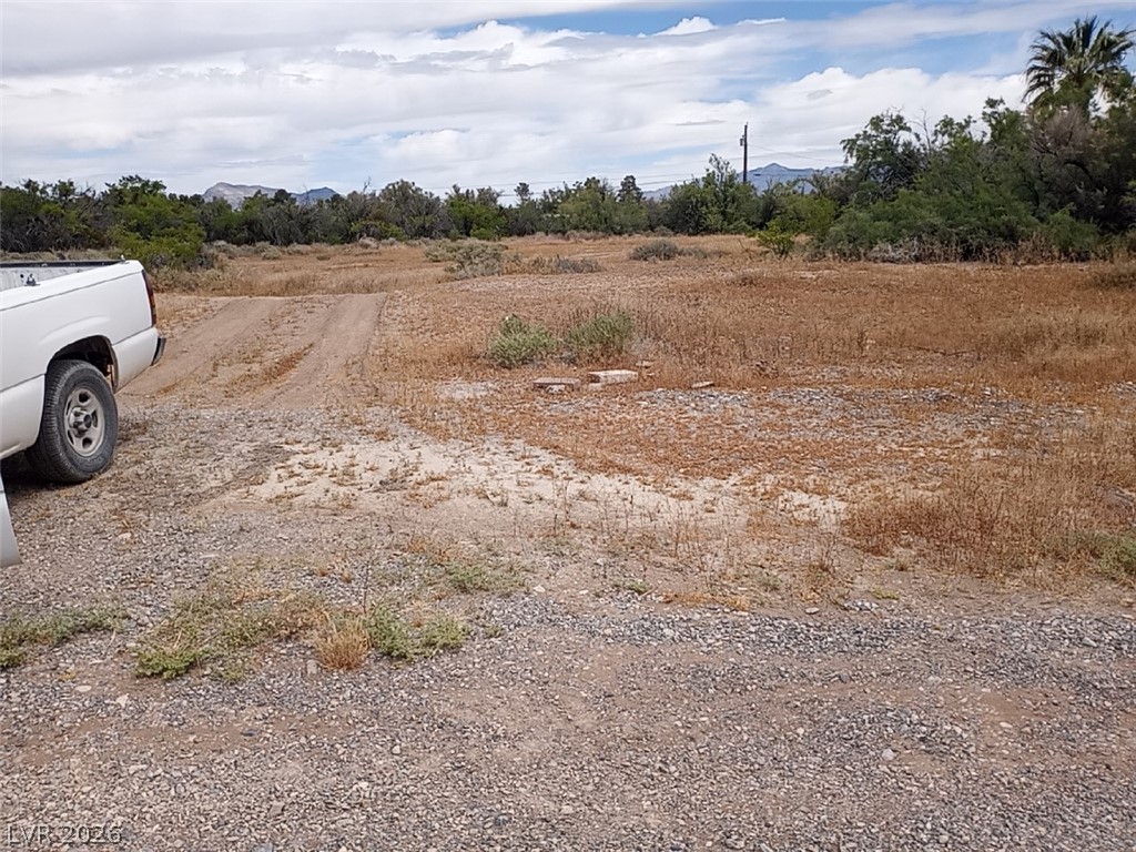 760 West Calvada Boulevard Property Photo 4